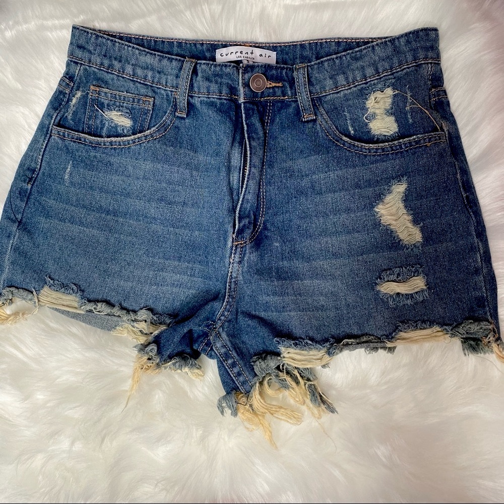 Current air distressed shorts